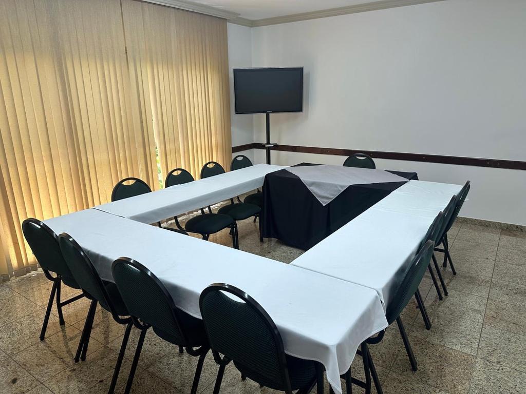 Cedro Hotel Londrina Extérieur photo