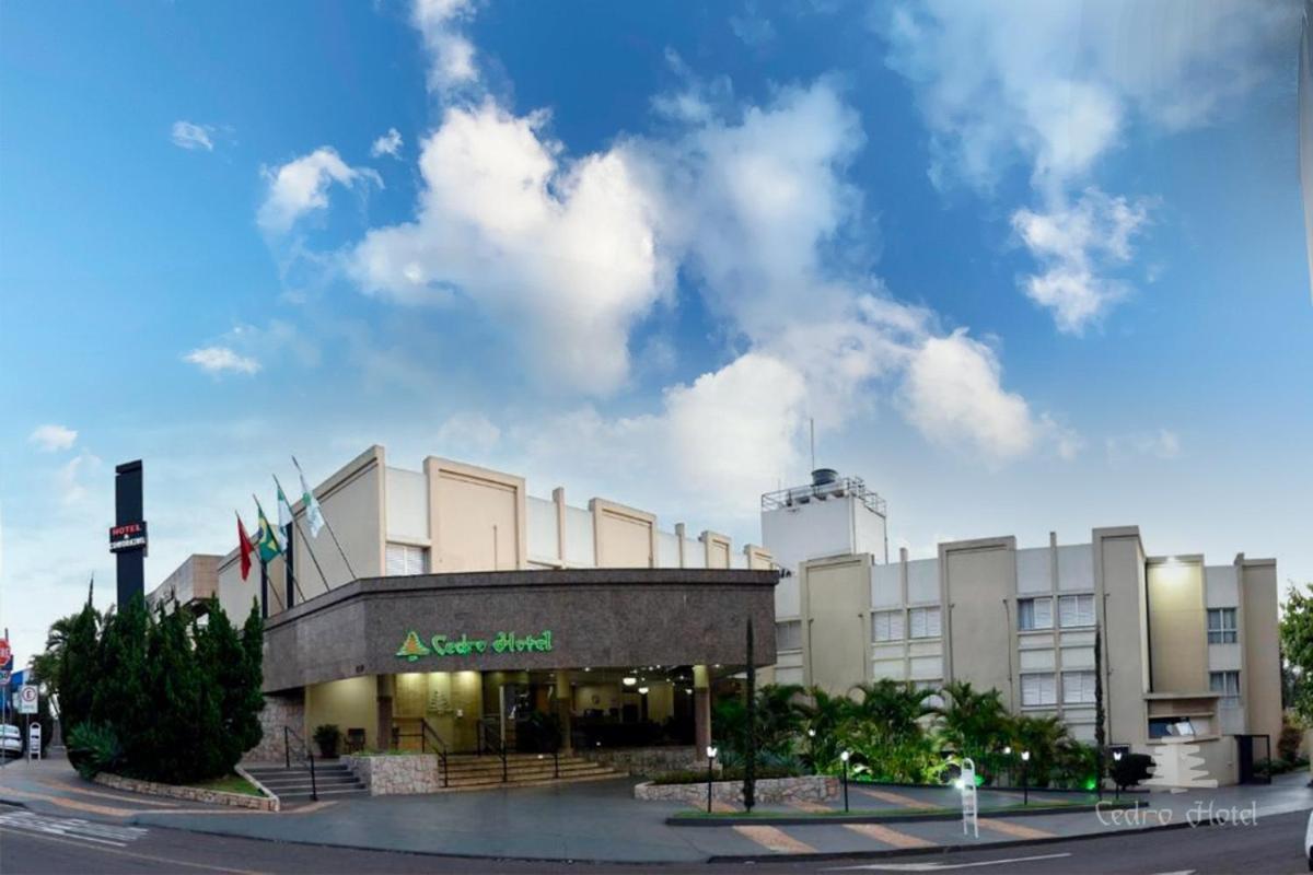 Cedro Hotel Londrina Extérieur photo