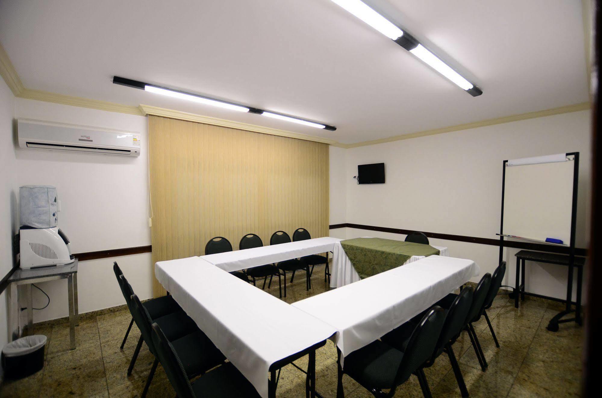 Cedro Hotel Londrina Extérieur photo